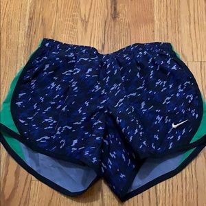youth girls nike shorts